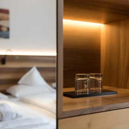 Hotell Ladurner 3*