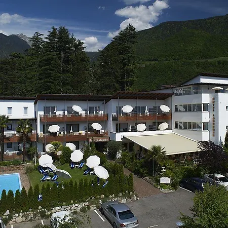 Ladurner 3*